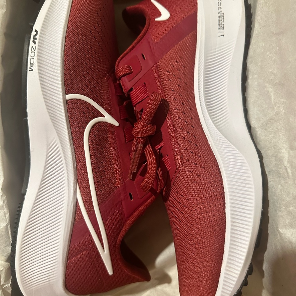 Nike Men's Red Running Shoes